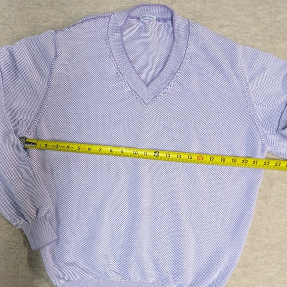 100% Cotton Lavender And White V-Neck Knit Men's Sweater Size Large - Picture 3 of 8